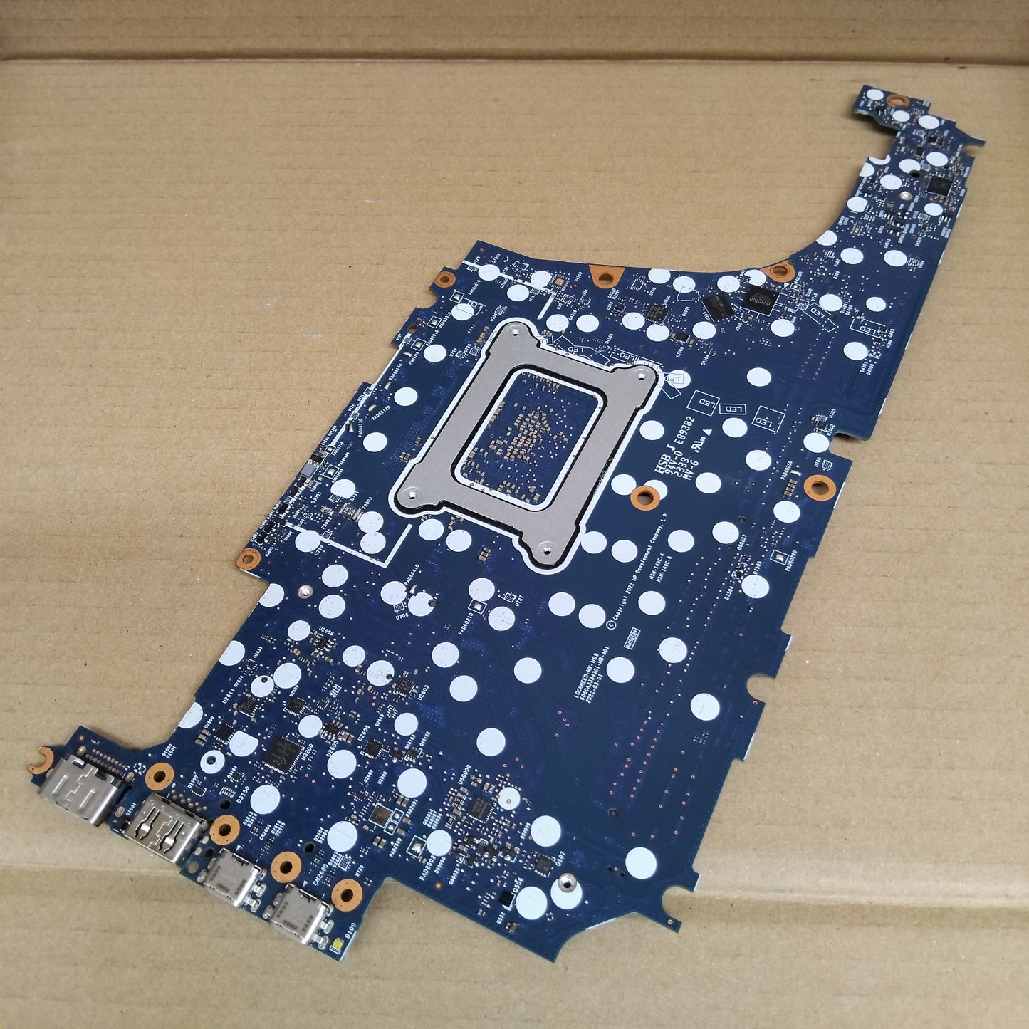 HP EliteBook 845/865 G9 & 845 G10 Motherboard AMD Ryzen 5 Pro 6650U N13897-601